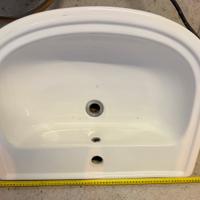 Lavandino in ceramica usato 65cm x 50cm