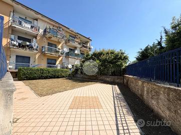 3 LOCALI A MARANO DI NAPOLI