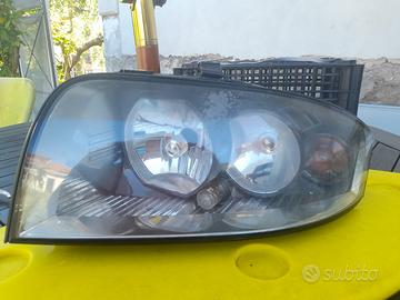 Audi A2 faro anteriore sx