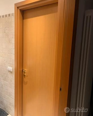 9 Porte da interno complete di telaio 80x210x10.5