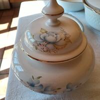 Zuppiera vintage in porcellana anni ‘60/’70