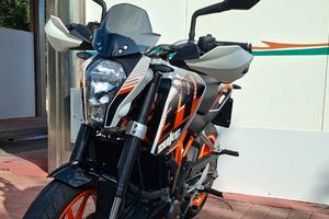 Ktm 390 duke