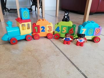 Lego trenino
