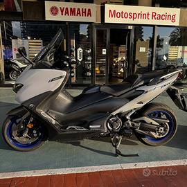 Yamaha T Max 560