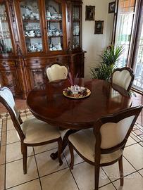 Tavolo rotondo in stile Barocco Veneto con 4 sedie