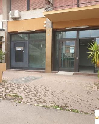 DA VINCI BASSA:LOCALE C/1 MQ 80