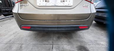 HYUNDAI I40 STATION WAGON 2010 - PARAURTI POSTERIO