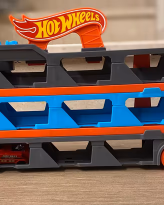 Gioco camion trasportatore Hot Wheels 2 in 1