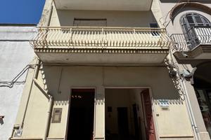 N. 2 abitazioni indipendenti