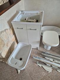 Atredo bagno e sanitari + lavella e termosifoni