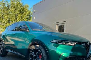 Alfa Romeo tonale 1.5 160cv HYBRID verde Montreal
