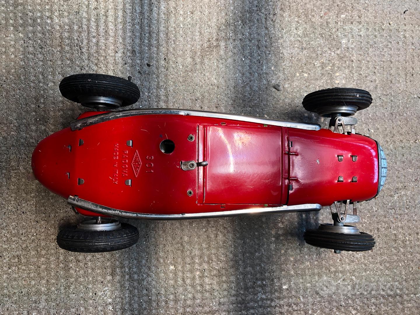 1 Pneu avant pour Ferrari 500 Ingap Padova tôle Made Italie Tin Toy