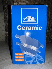 ATE Ceramic pastiglie Ford/Volvo/Mazda
