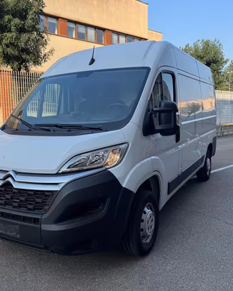 CITROEN Jumper 33 2.2 BlueHDi 140CV L2-H2 Furgon