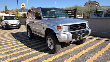 Mitsubishi Pajero 2.5 TDI Metal-top S. Select GLX