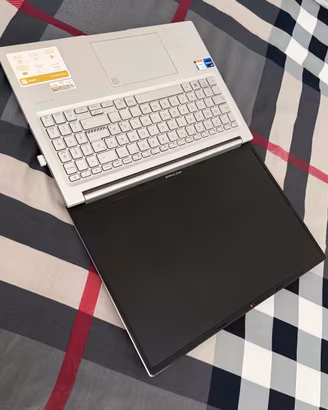 Notebook ASUS Vivobook 16"