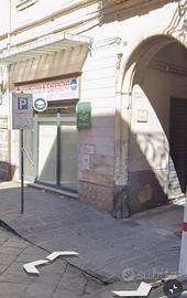 Uffici-negozio Locale commerciale