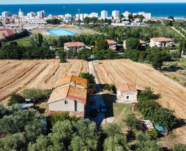 Casale fronte mare