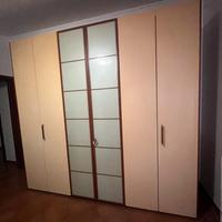 Armadio a 6 ante