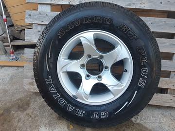 Ruota SUV 235x75x15 con cerchio in lega