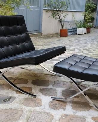 KNOLL Studio BARCELONA, Mai Usata in pelle nera