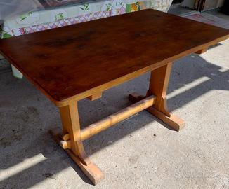 Tavolo in legno rustico 130x80 cm