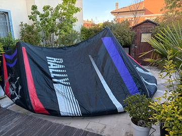 Kite slingshot rally 12m 2018