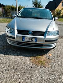auto fiat stilo