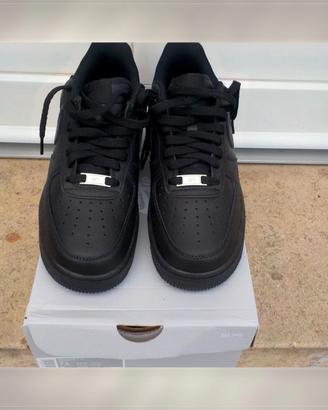 Nike Air Force 1 Nere 46
