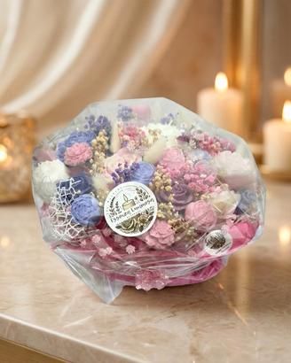 Bouquet Artigianale Fiori di Cera e Fiori Secchi