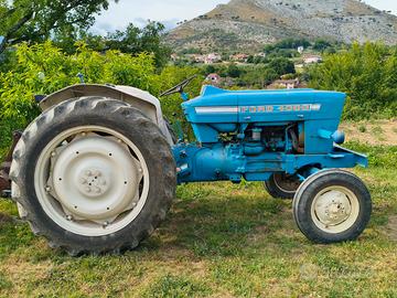 Ford 4000