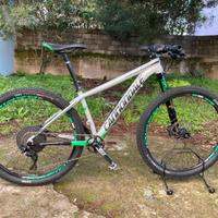 Bici Cannondale MTB front