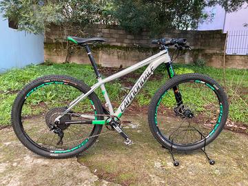 Bici Cannondale MTB front