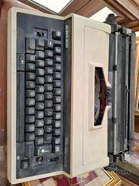 macchina da scrivere elettronica 