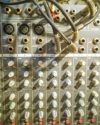 MIXER Tascam M-08
