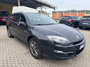 RENAULT Laguna 2.0 dCi SporTour Proactive Limite