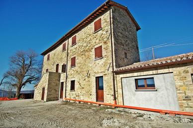 RUSTICO A GUALDO TADINO
