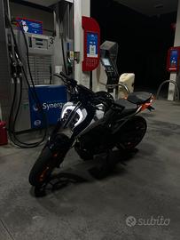 KTM Duke 125