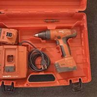 Avvitatore Hilti doppia batteria