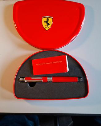 Penna Stilografica Scuderia Ferrari "Maranello"