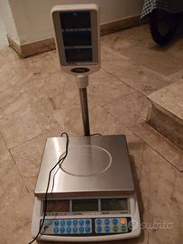 BILANCIA ELETTRONICA DIGITALE