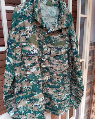 ABBIGLIAMENTO MILITARE 
