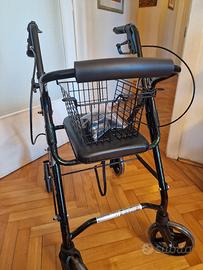 Deambulatore per anziani