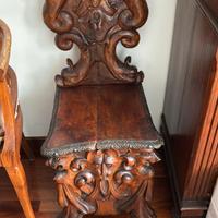 Coppia di sedie 800 bolognese in legno intagliato