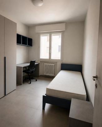VILLA GORDIANI / Stanza con SPESE INCLUSE