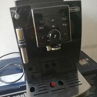 Macchina caffè automatica De Longhi