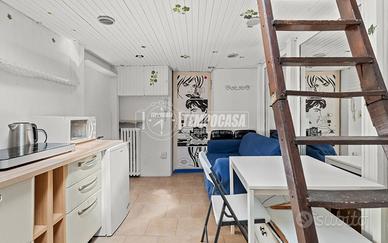 MONOLOCALE AL QUINTO PIANO!