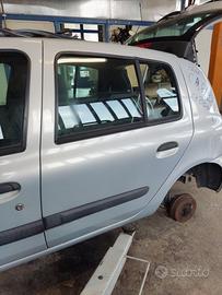 Porta posteriore sinistra RENAULT CLIO del 2004