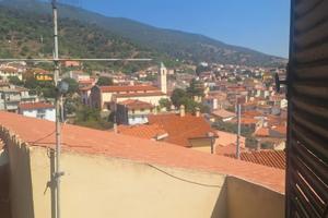 Palazzetto Terra/Tetto nel Centro di Bono ( SS )