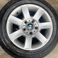 cerchi numero 4 raggio 15 completi di gomme